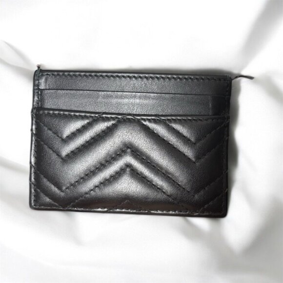 Gucci Black Quilted Wallet with Gold GG Logo - Picture 2 of 3